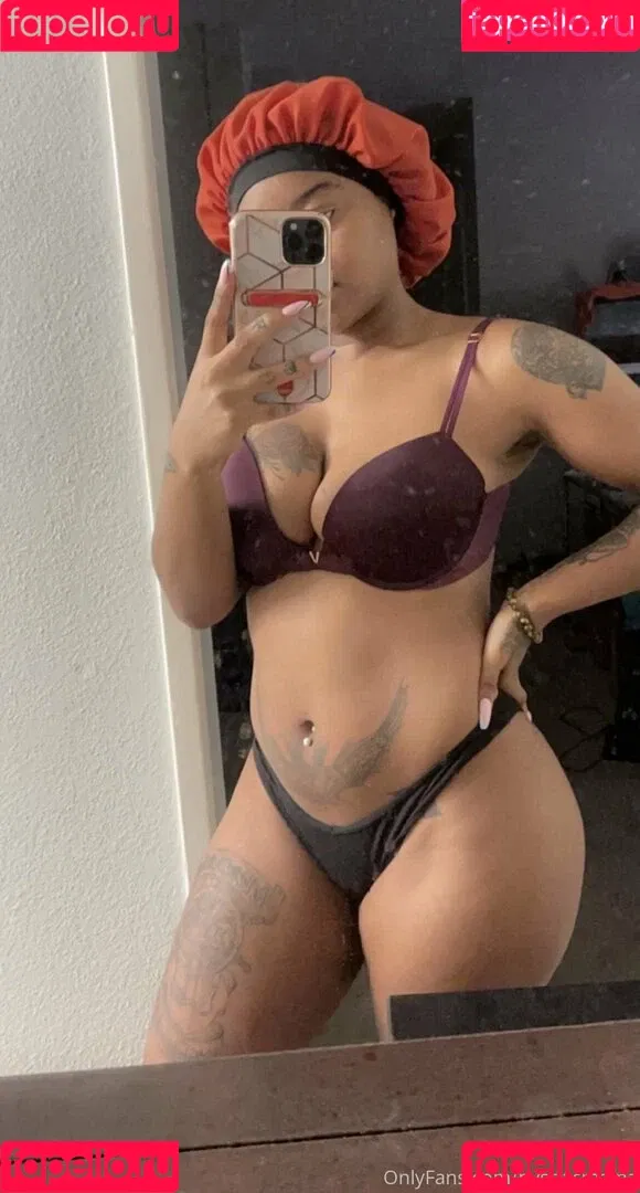 nyshacreams / nyshas.spamm Onlyfans Photo Gallery 