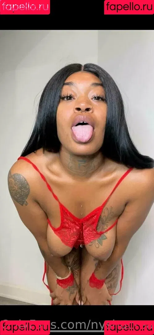 nyshacreams / nyshas.spamm Onlyfans Photo Gallery 