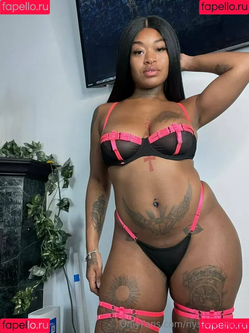 nyshacreams / nyshas.spamm Onlyfans Photo Gallery 