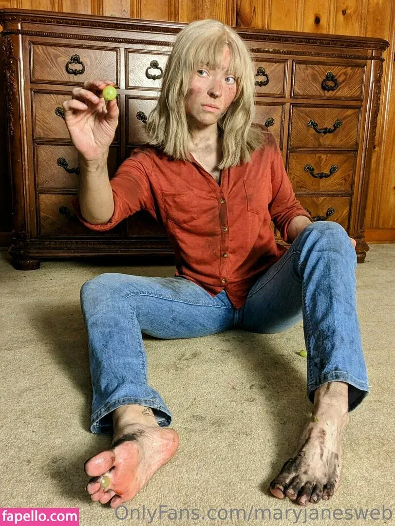 maryjanesshow / maryjanesweb Onlyfans Photo Gallery 