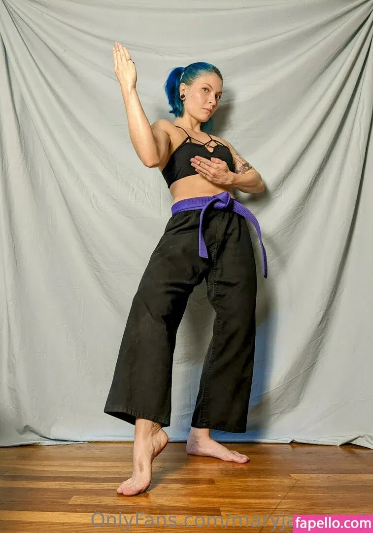 maryjanesshow / maryjanesweb Onlyfans Photo Gallery 