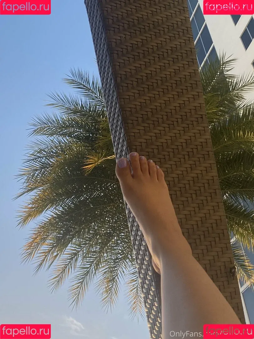 jewelsval / valentinajewelss Onlyfans Photo Gallery 