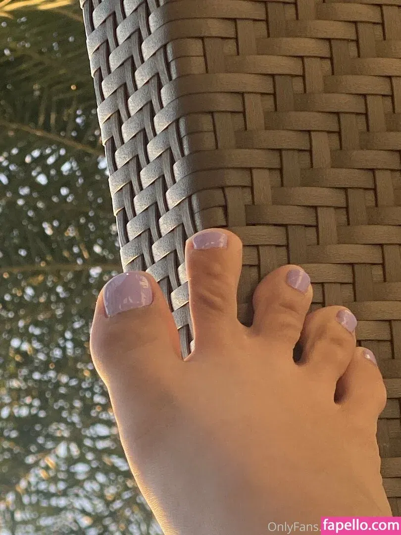 jewelsval / valentinajewelss Onlyfans Photo Gallery 