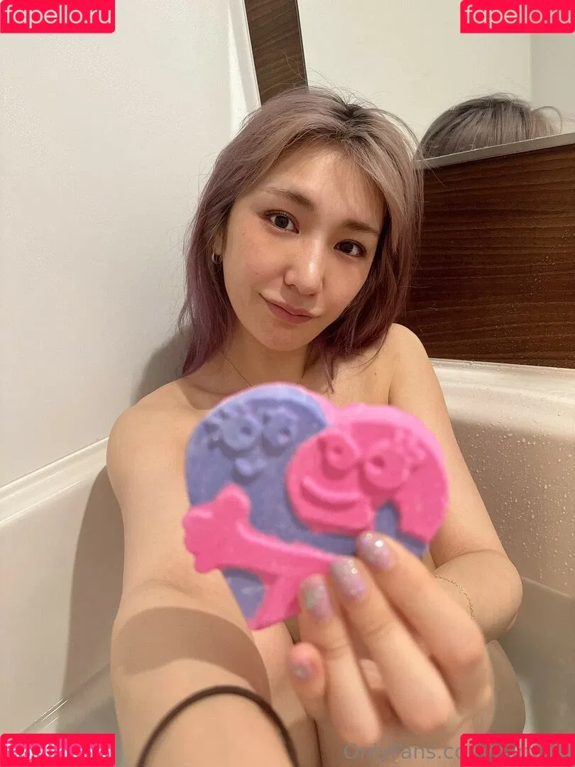 Yuki Kamifuku / yuki_kamifuku / zacyuki Onlyfans Photo Gallery 