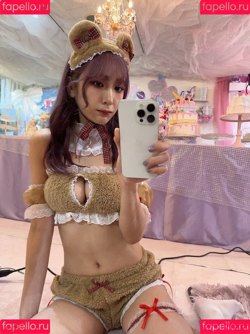 Yuki Kamifuku / yuki_kamifuku / zacyuki Onlyfans Photo Gallery 