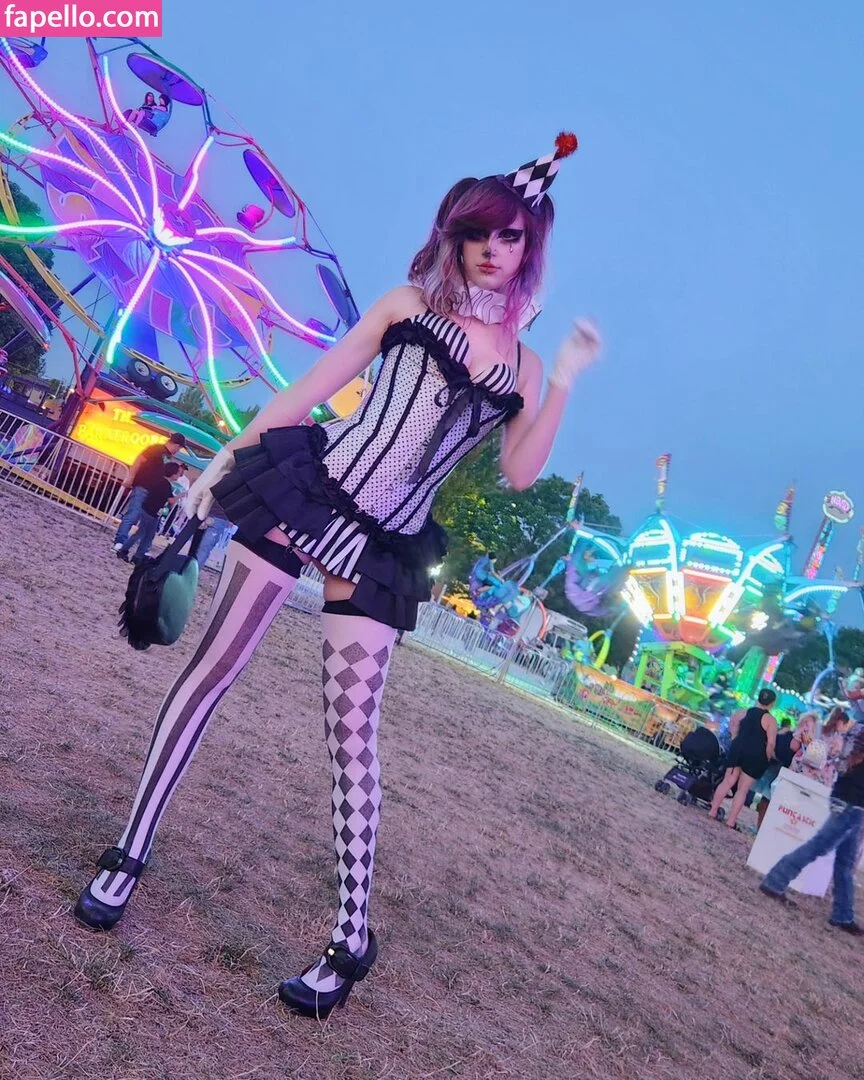 _porcelain_clown / cloth__doll / cloth_doll Onlyfans Photo Gallery 