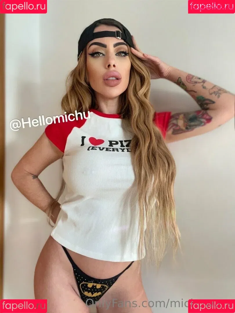 hellomichuwar / michuwars Onlyfans Photo Gallery 