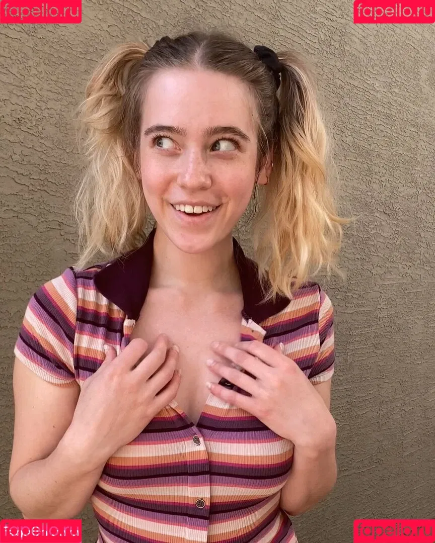 Baby Raisin (aka Lily Luvbug / babyyraisin / https: / lily.luv.bug111 Onlyfans Photo Gallery 