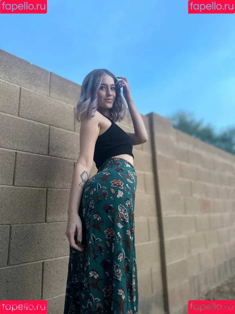 Baby Raisin (aka Lily Luvbug / babyyraisin / https: / lily.luv.bug111 Onlyfans Photo Gallery 