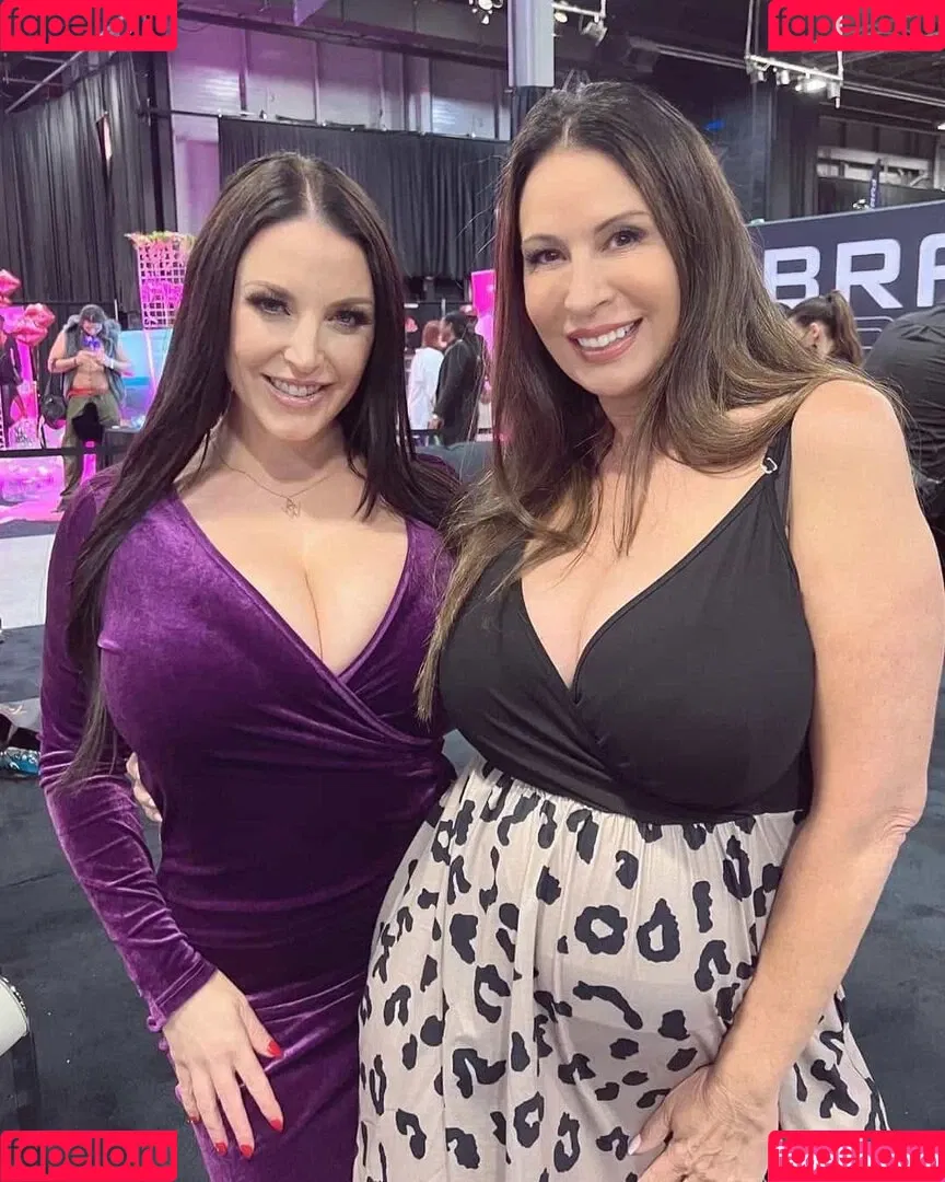 Christy Canyon / ChristyCanyon11 / therealchristycanyon11 Onlyfans Photo Gallery 