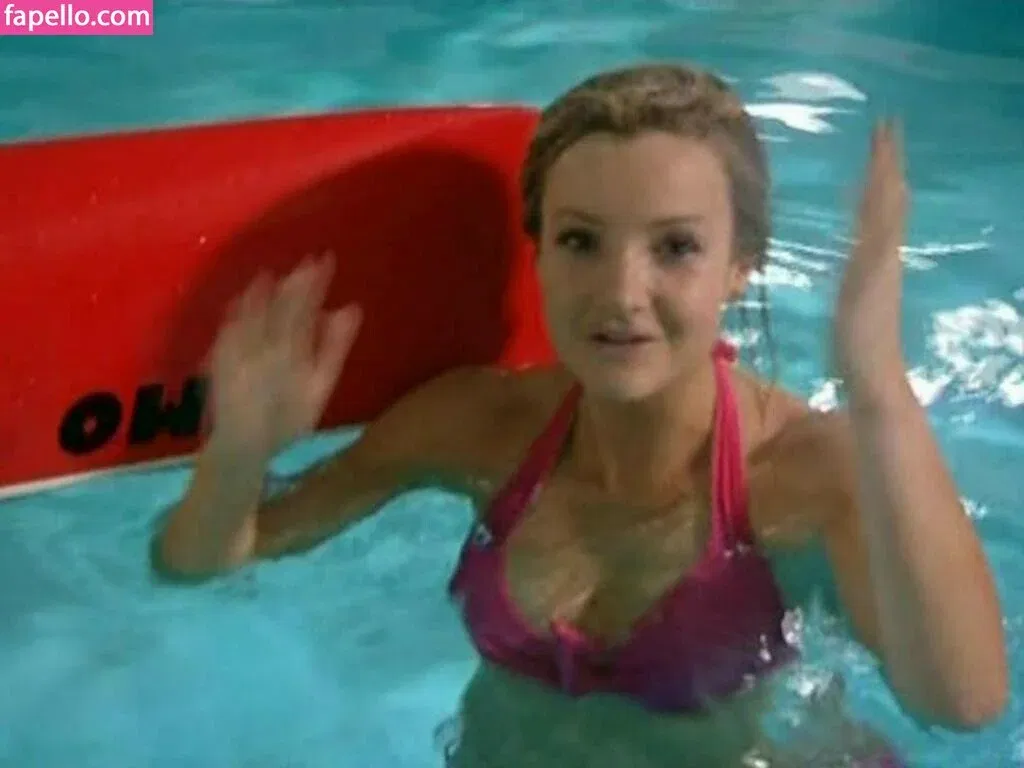 Helen Skelton / helenskelton Onlyfans Photo Gallery 