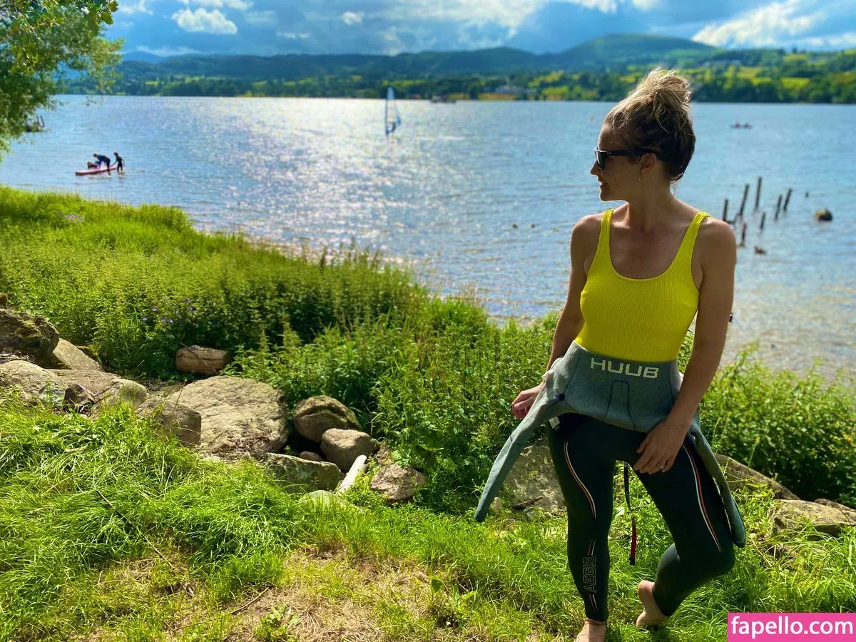 Helen Skelton / helenskelton Onlyfans Photo Gallery 