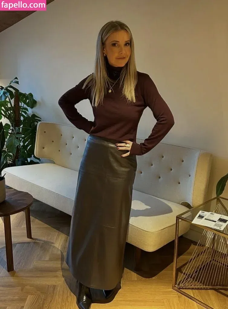 Helen Skelton / helenskelton Onlyfans Photo Gallery 