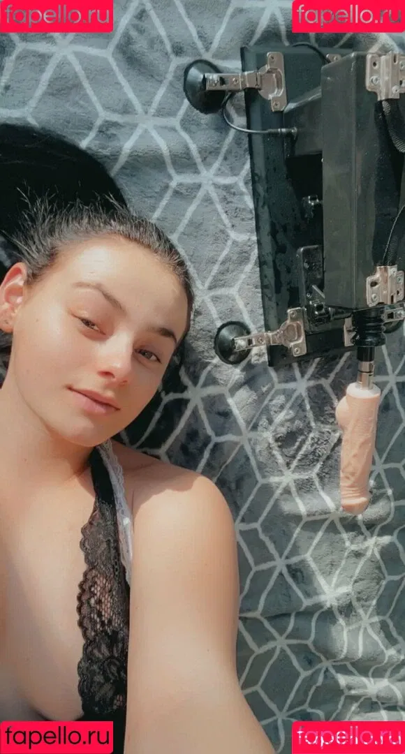 tiffany.babe01 / tiffanybabe02 Onlyfans Photo Gallery 