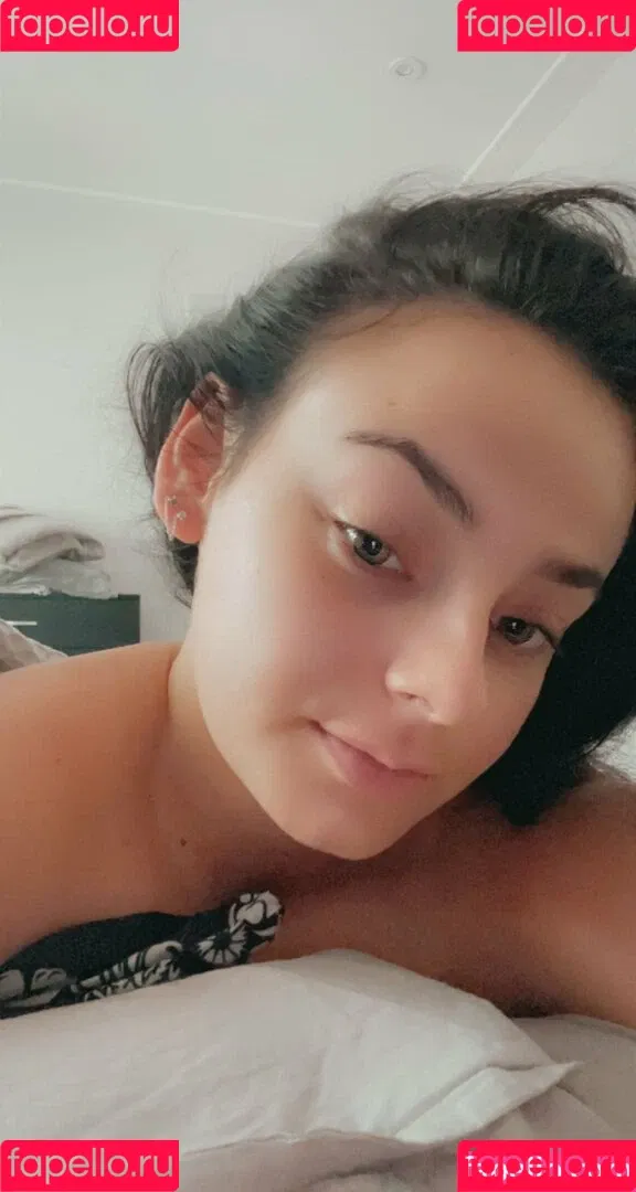 tiffany.babe01 / tiffanybabe02 Onlyfans Photo Gallery 