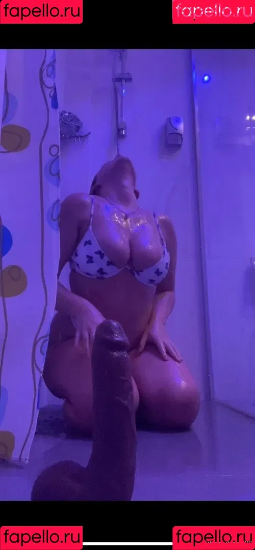 tiffany.babe01 / tiffanybabe02 Onlyfans Photo Gallery 
