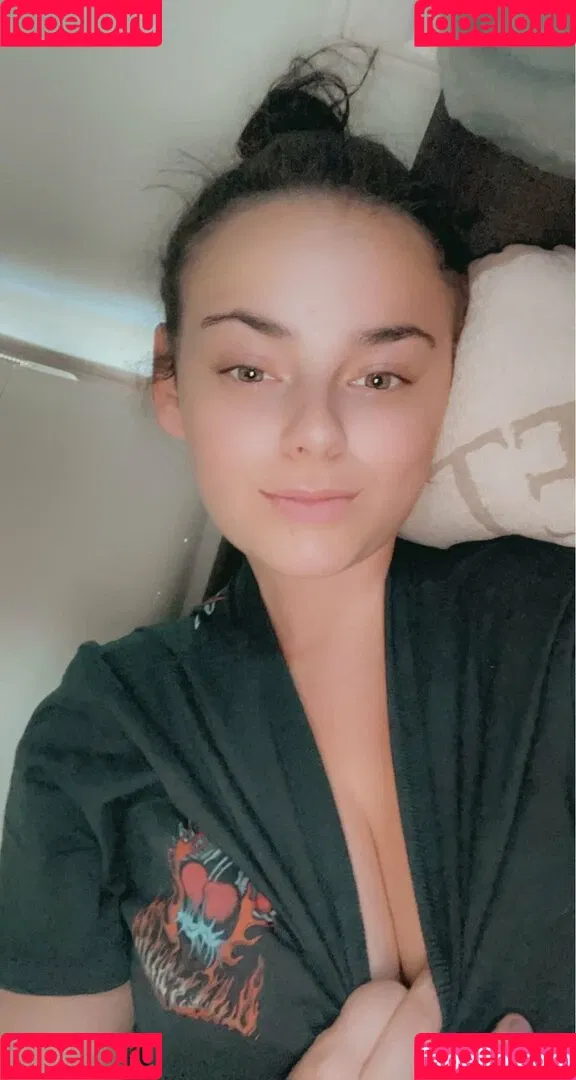 tiffany.babe01 / tiffanybabe02 Onlyfans Photo Gallery 
