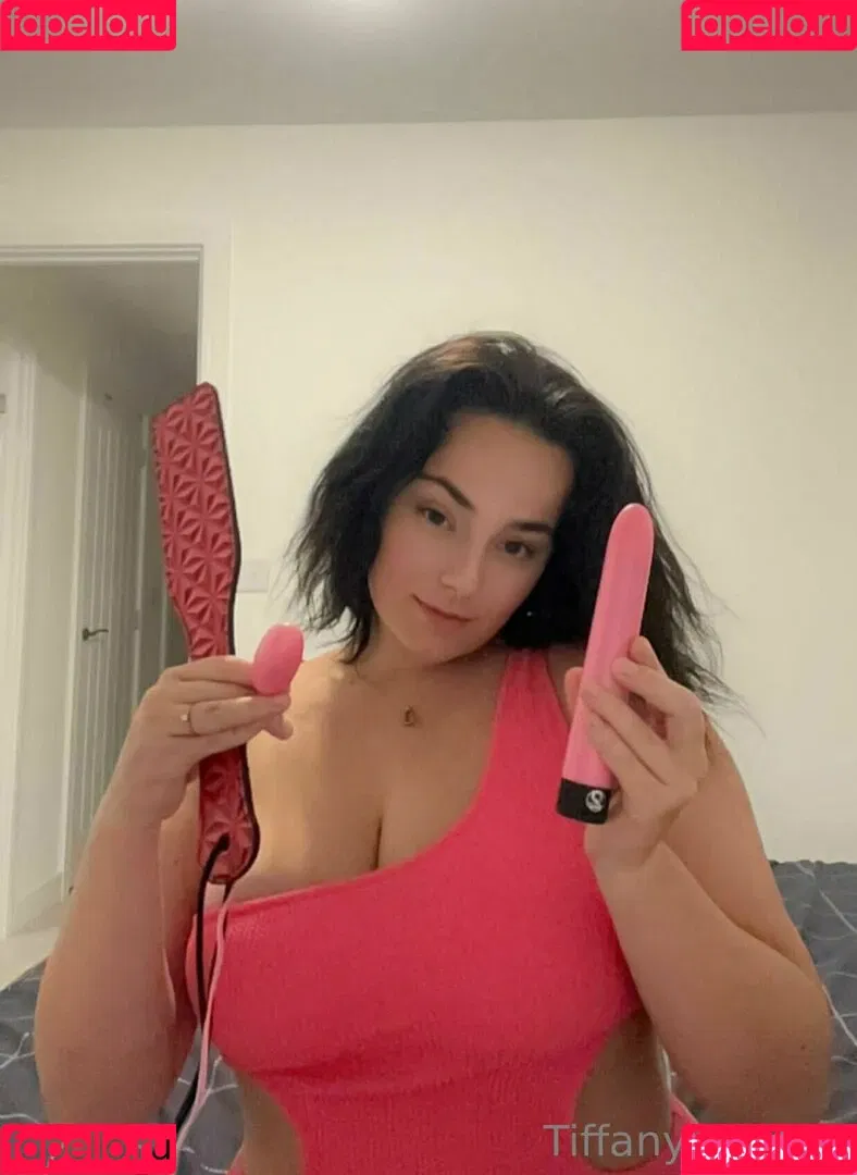 tiffany.babe01 / tiffanybabe02 Onlyfans Photo Gallery 