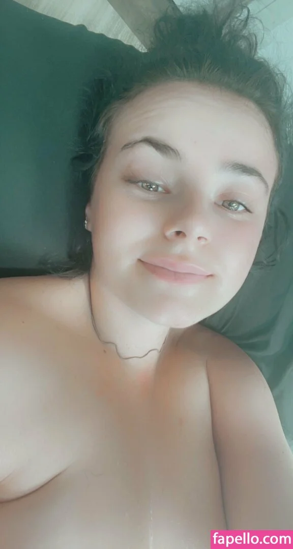 tiffany.babe01 / tiffanybabe02 Onlyfans Photo Gallery 