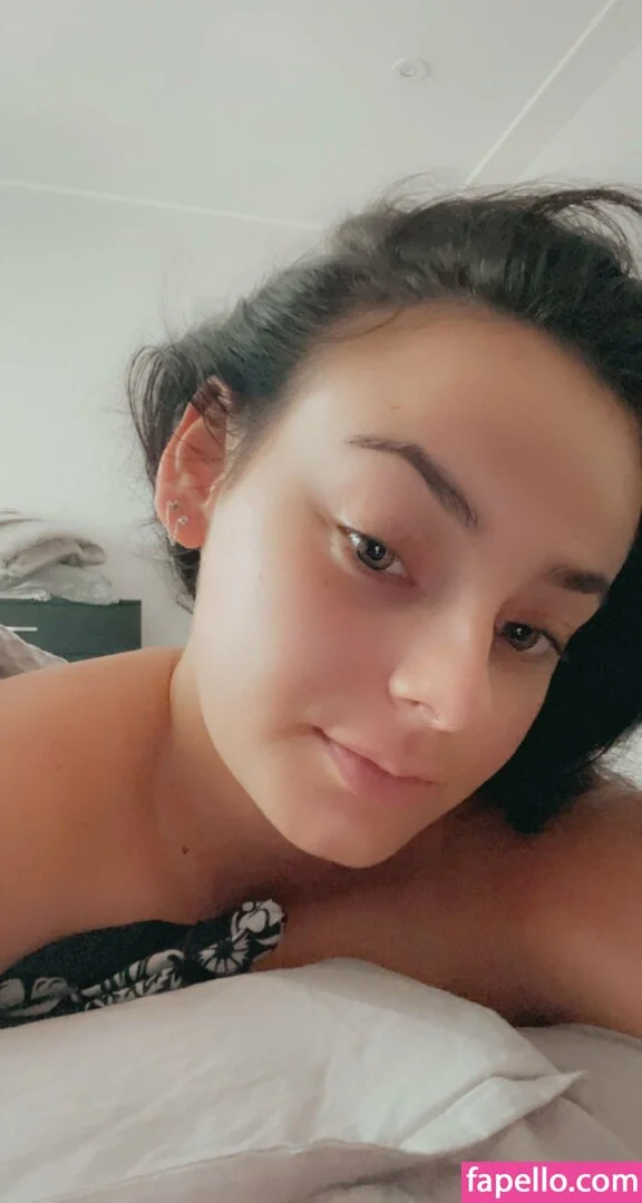 tiffany.babe01 / tiffanybabe02 Onlyfans Photo Gallery 