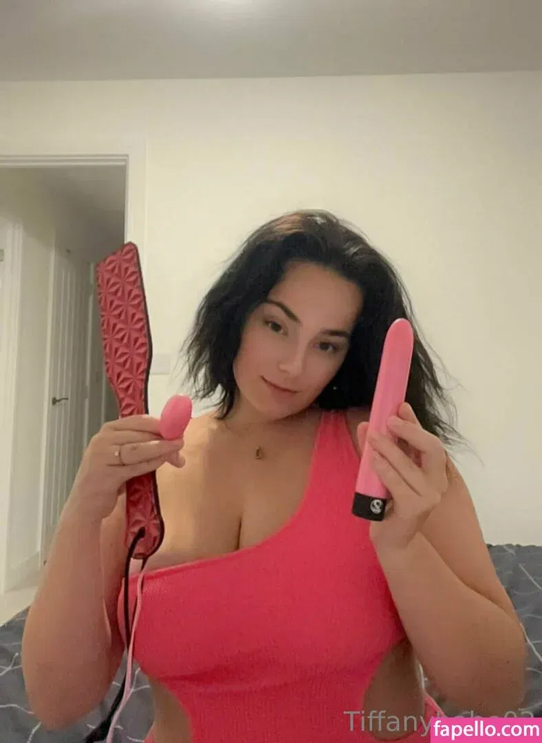 tiffany.babe01 / tiffanybabe02 Onlyfans Photo Gallery 