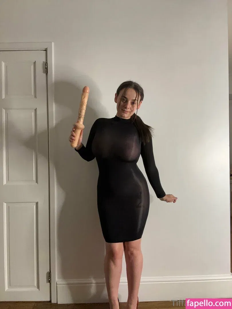 tiffany.babe01 / tiffanybabe02 Onlyfans Photo Gallery 