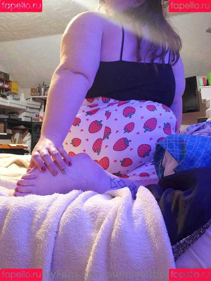 _forevernis / sunnisoftbodystoner Onlyfans Photo Gallery 