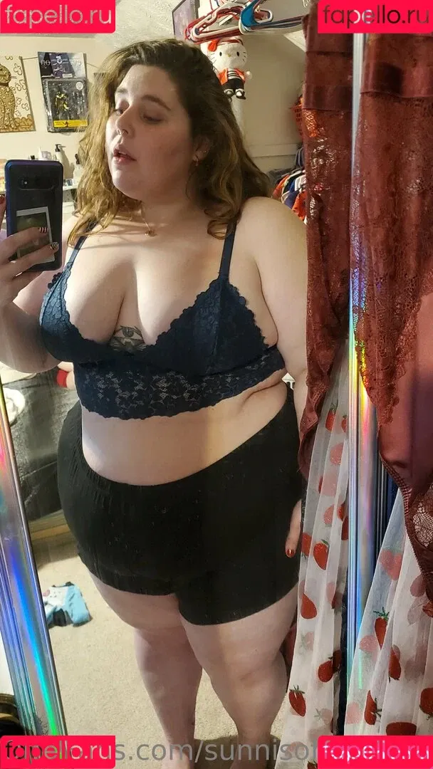 _forevernis / sunnisoftbodystoner Onlyfans Photo Gallery 