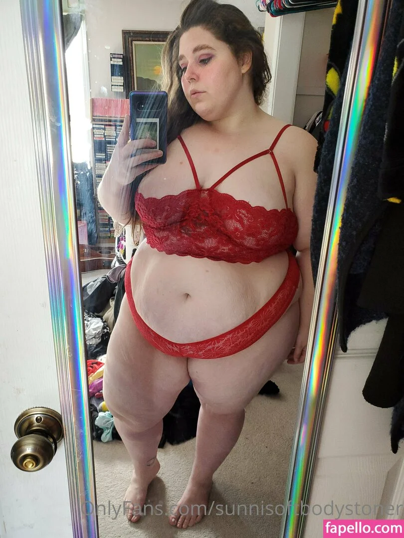 _forevernis / sunnisoftbodystoner Onlyfans Photo Gallery 