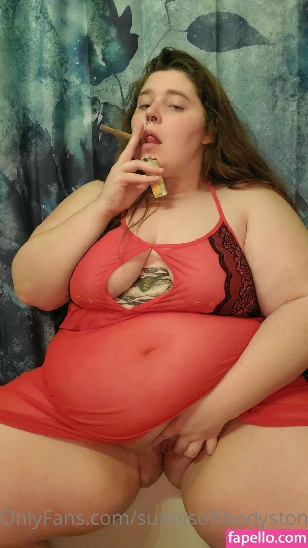 _forevernis / sunnisoftbodystoner Onlyfans Photo Gallery 