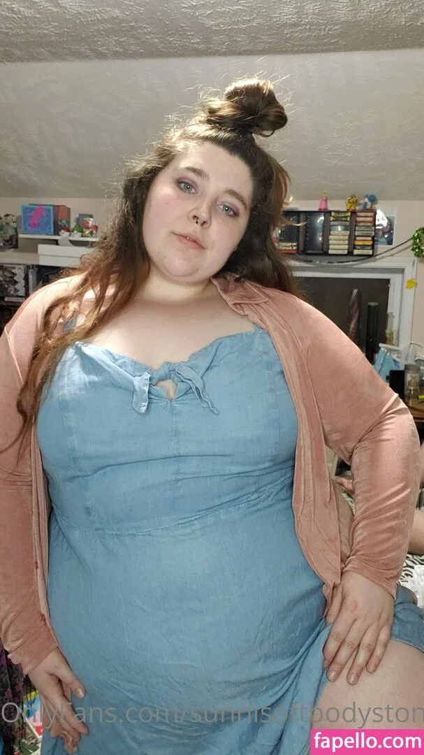 _forevernis / sunnisoftbodystoner Onlyfans Photo Gallery 