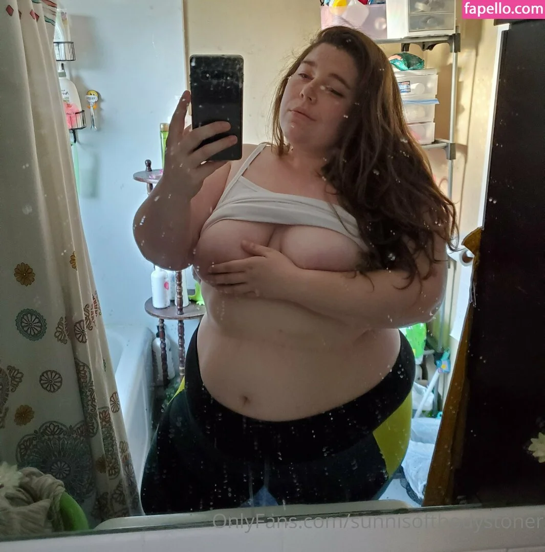 _forevernis / sunnisoftbodystoner Onlyfans Photo Gallery 