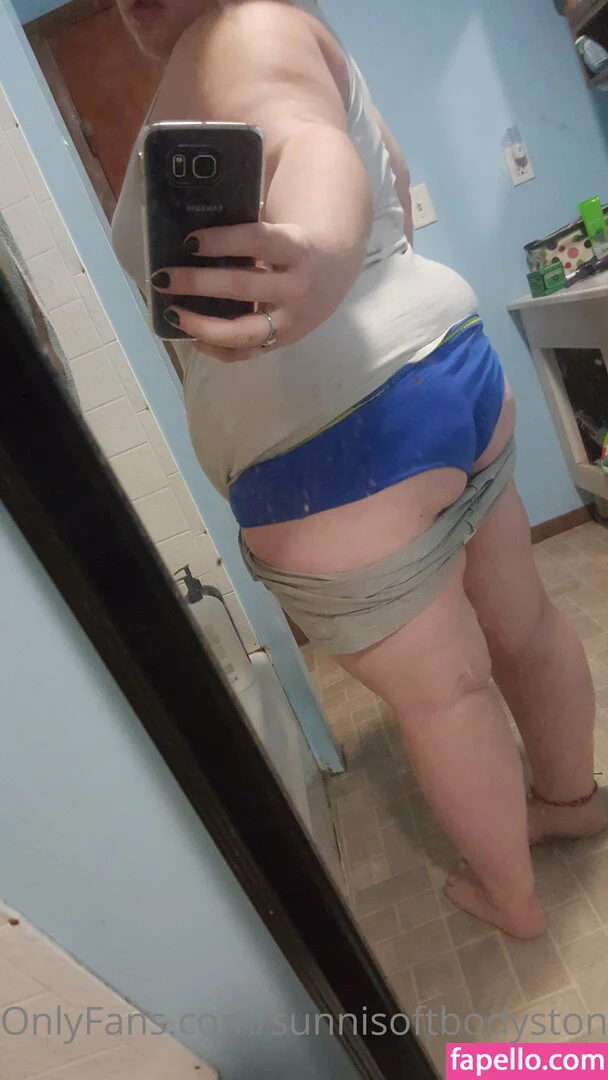 _forevernis / sunnisoftbodystoner Onlyfans Photo Gallery 