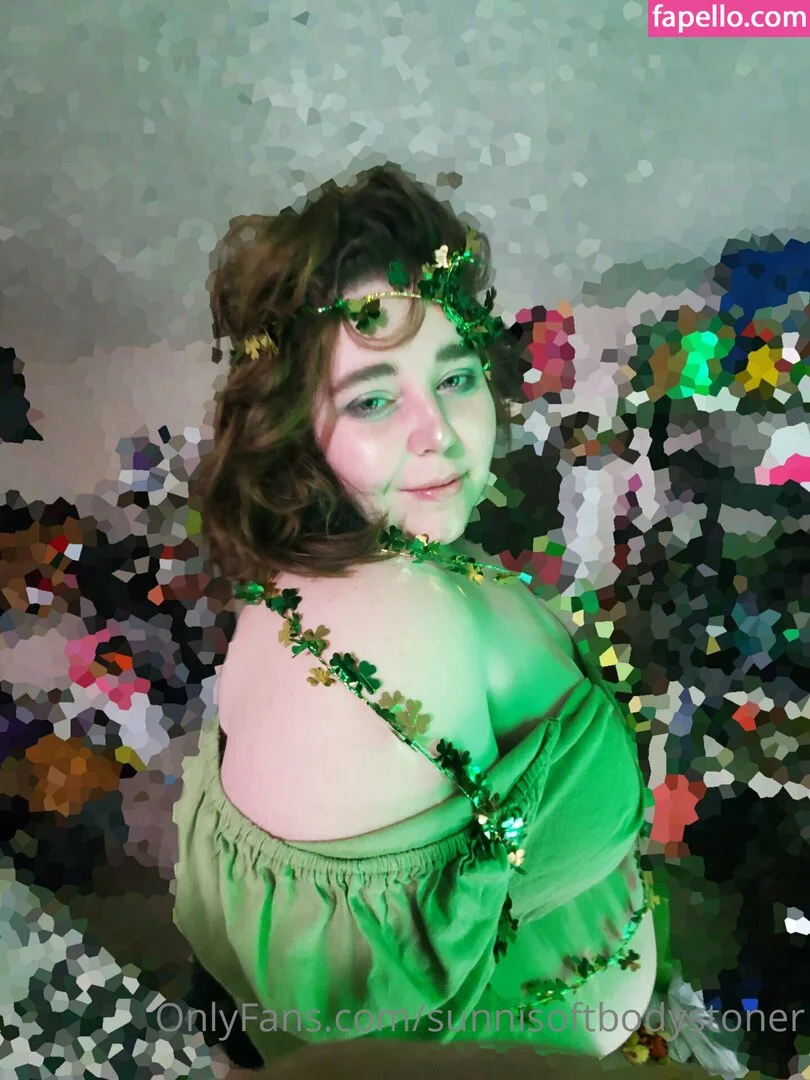 _forevernis / sunnisoftbodystoner Onlyfans Photo Gallery 