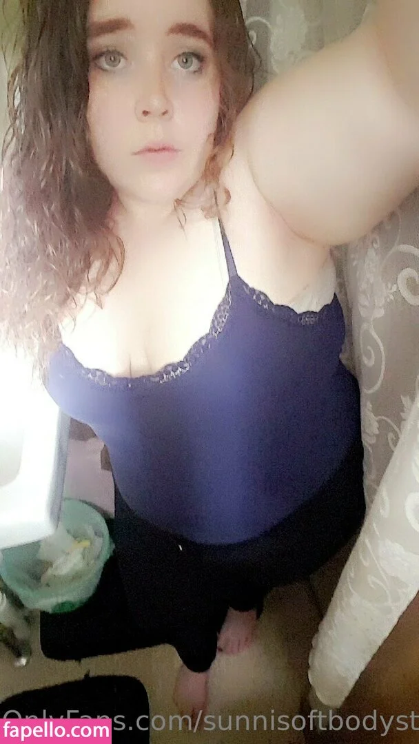 _forevernis / sunnisoftbodystoner Onlyfans Photo Gallery 