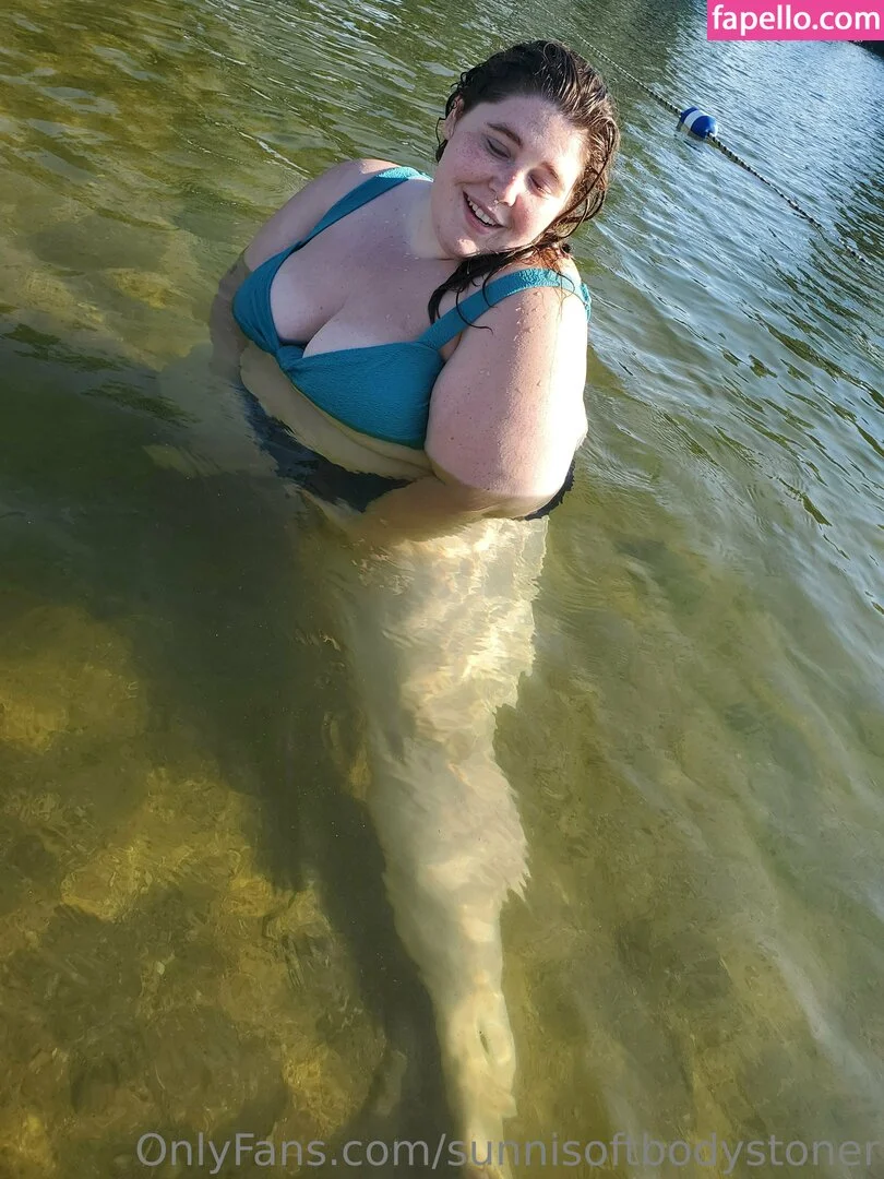 _forevernis / sunnisoftbodystoner Onlyfans Photo Gallery 