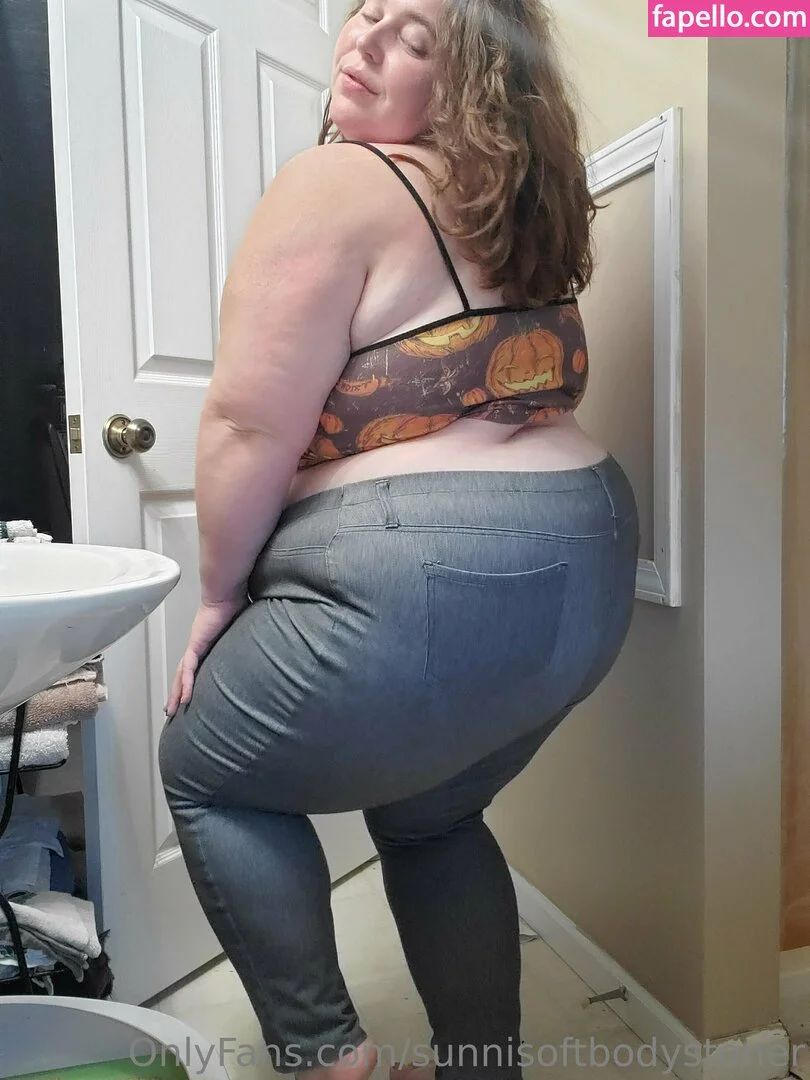 _forevernis / sunnisoftbodystoner Onlyfans Photo Gallery 