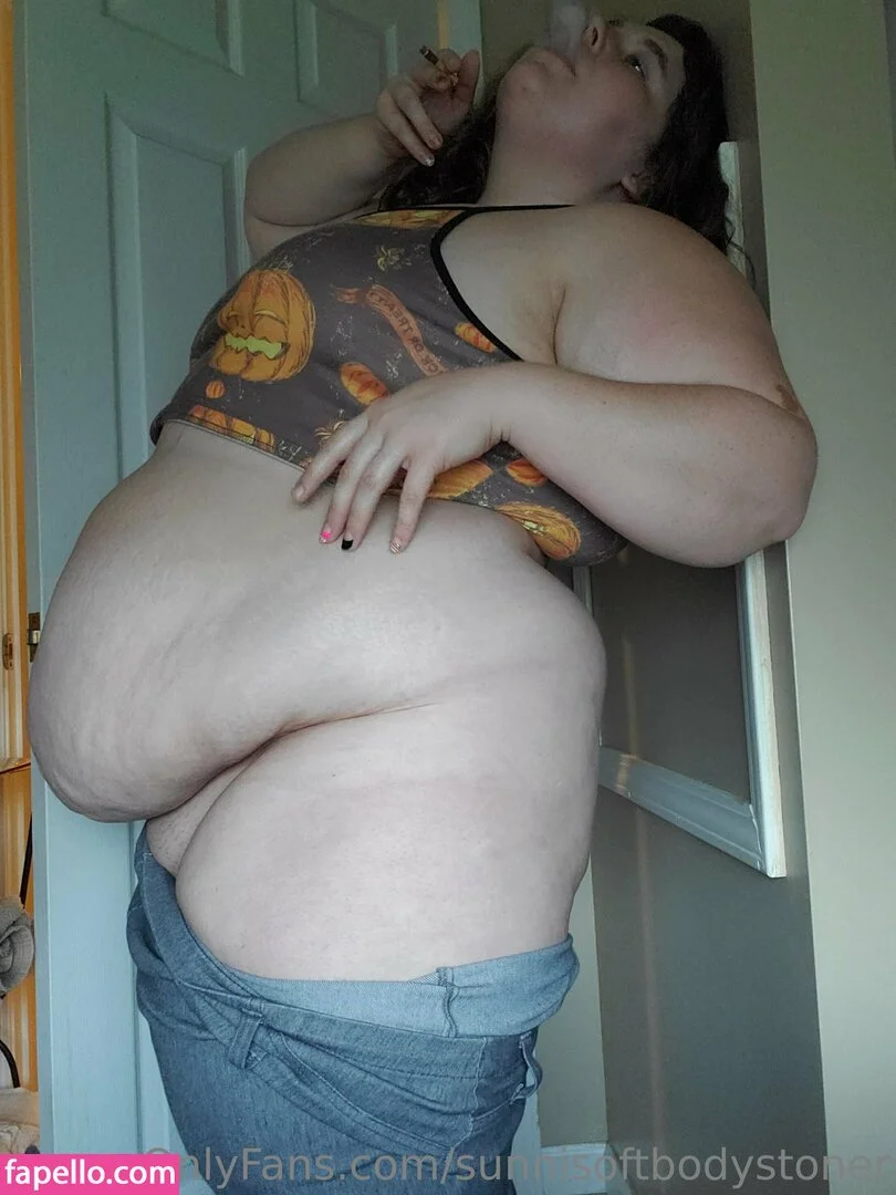 _forevernis / sunnisoftbodystoner Onlyfans Photo Gallery 