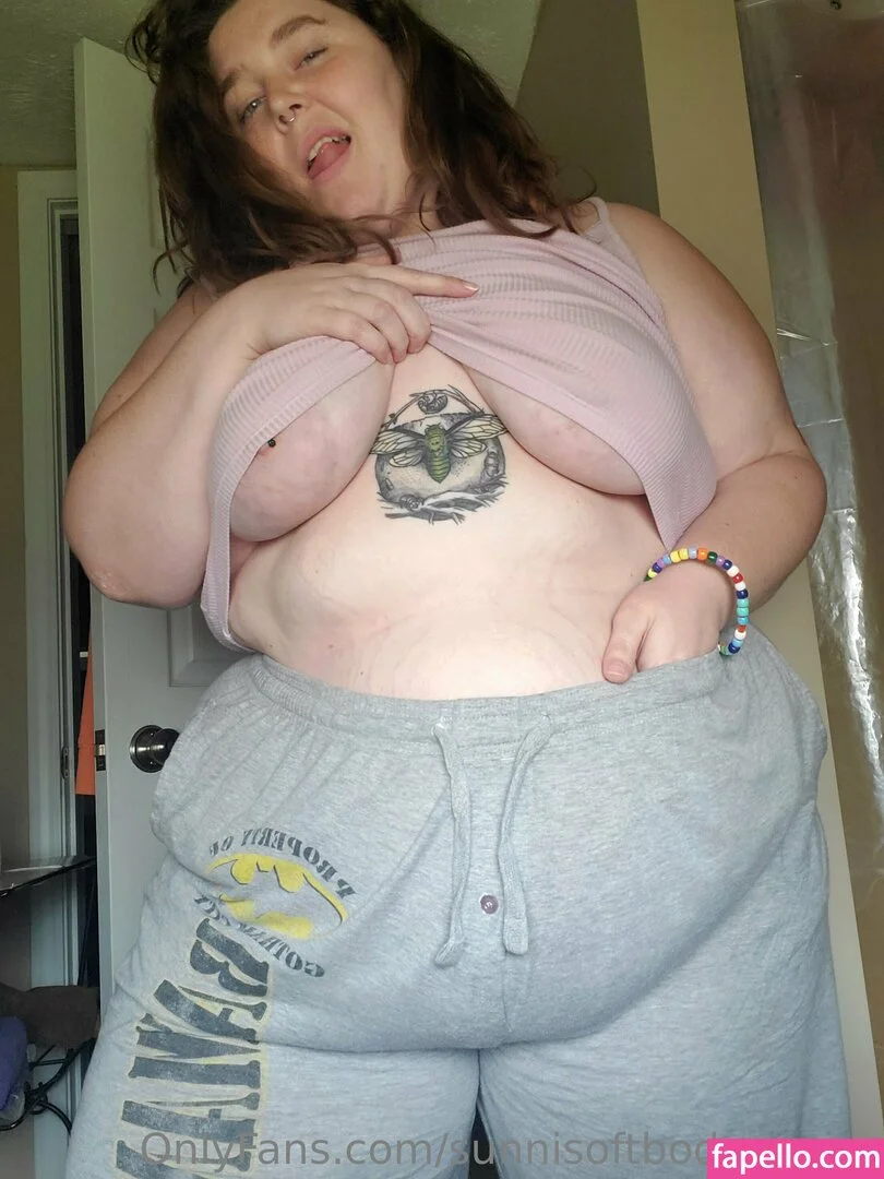 _forevernis / sunnisoftbodystoner Onlyfans Photo Gallery 