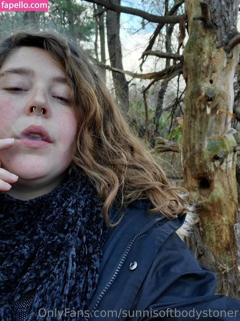 _forevernis / sunnisoftbodystoner Onlyfans Photo Gallery 