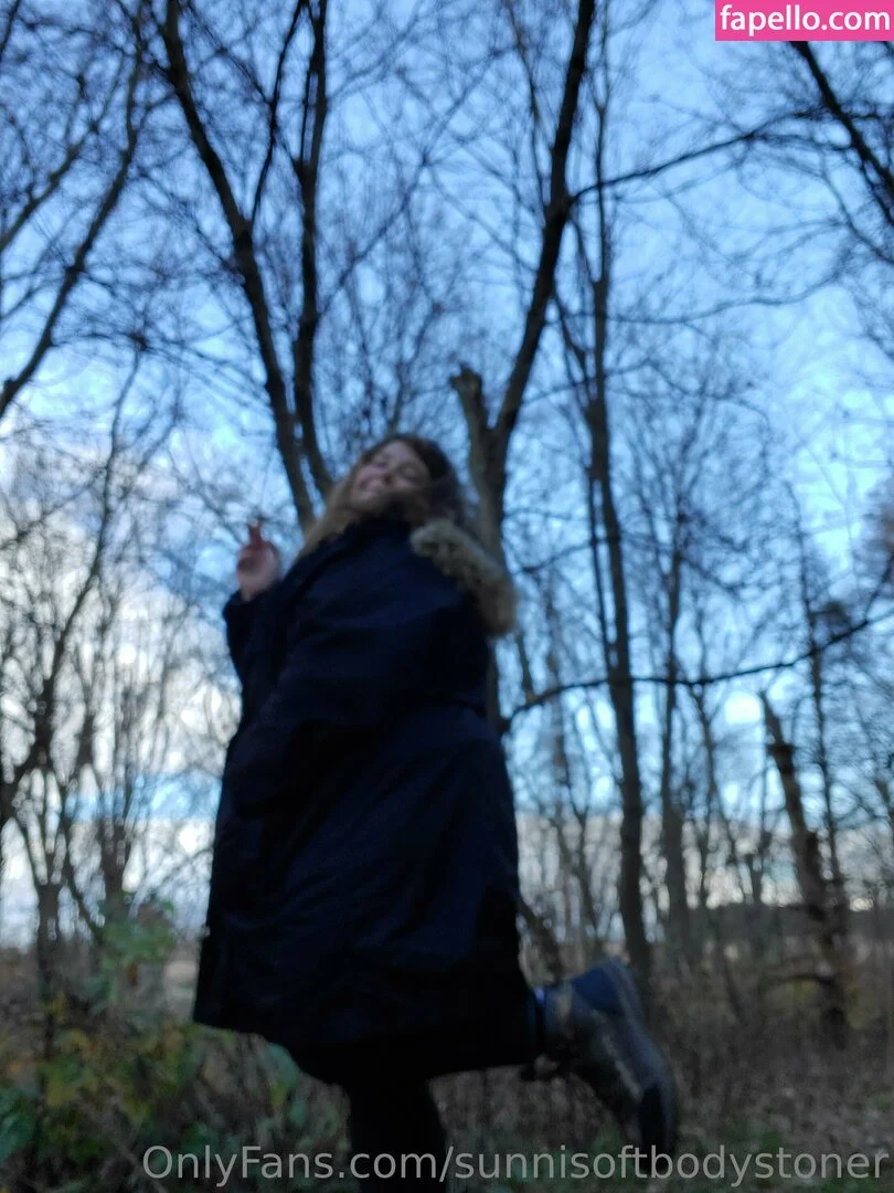 _forevernis / sunnisoftbodystoner Onlyfans Photo Gallery 