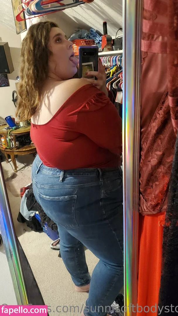 _forevernis / sunnisoftbodystoner Onlyfans Photo Gallery 