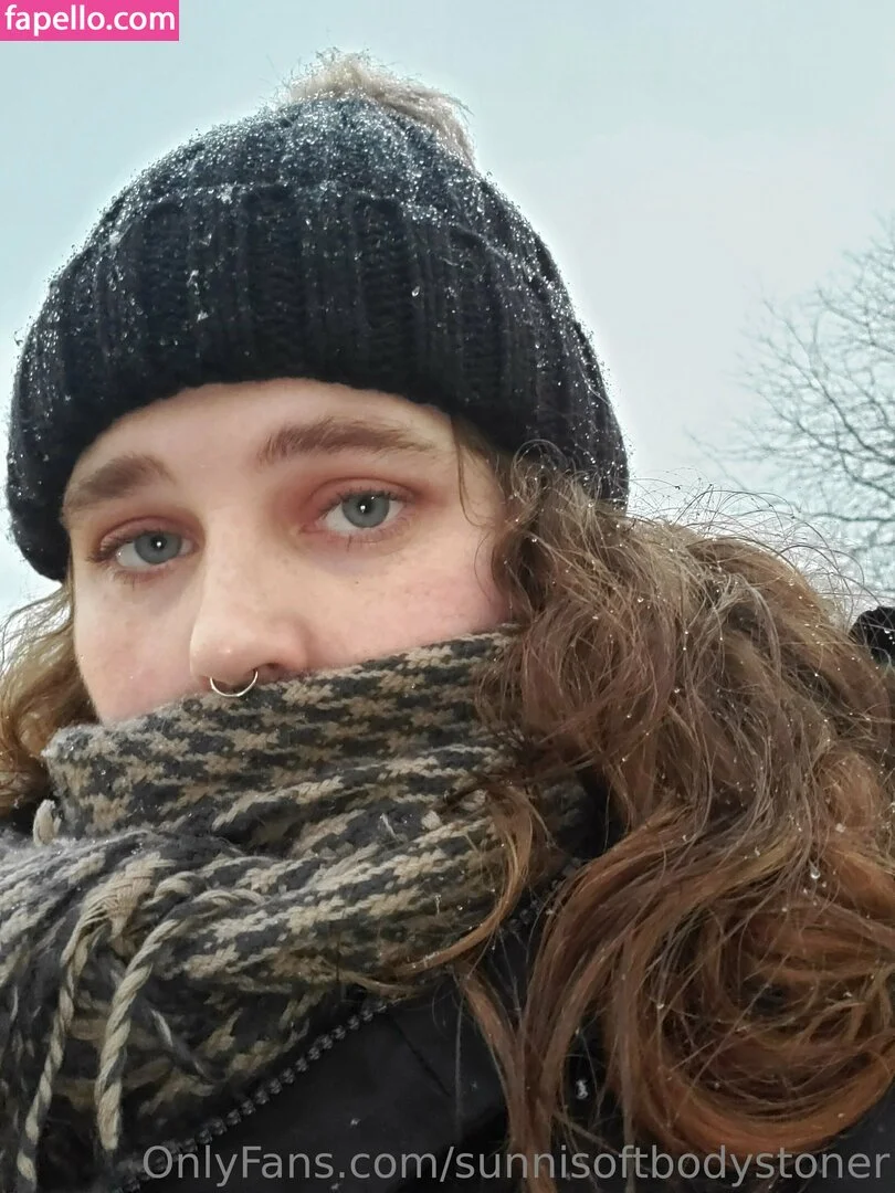 _forevernis / sunnisoftbodystoner Onlyfans Photo Gallery 