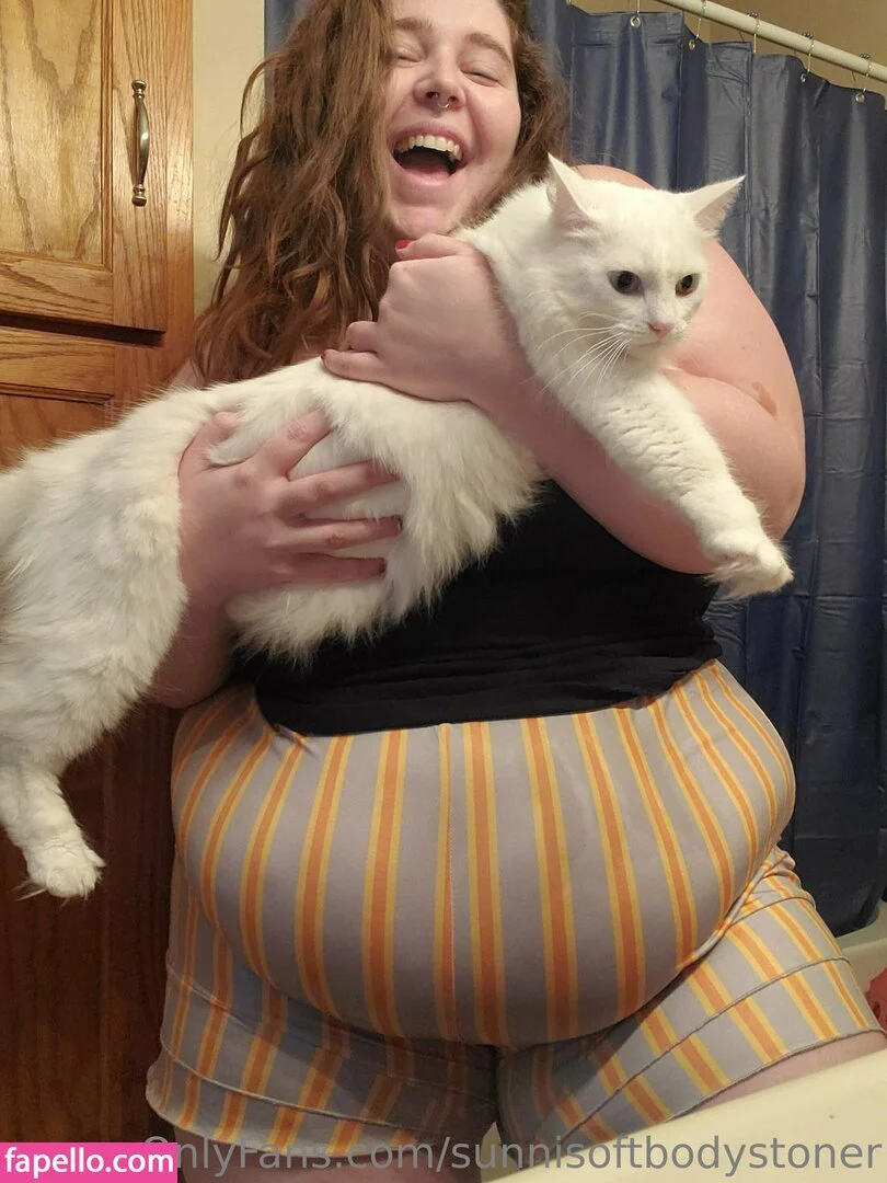 _forevernis / sunnisoftbodystoner Onlyfans Photo Gallery 