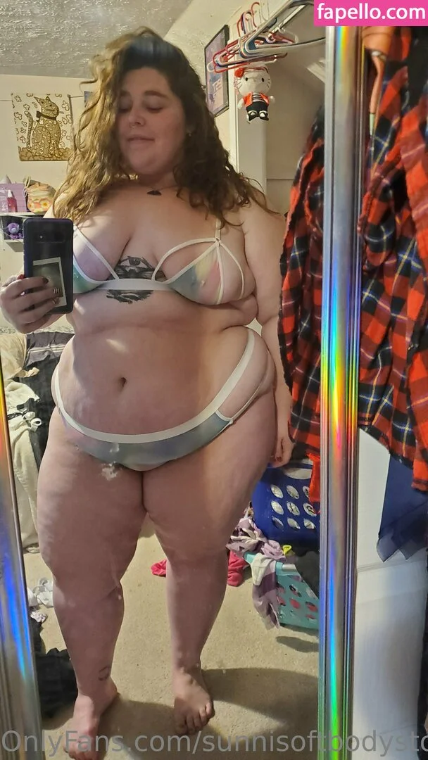 _forevernis / sunnisoftbodystoner Onlyfans Photo Gallery 