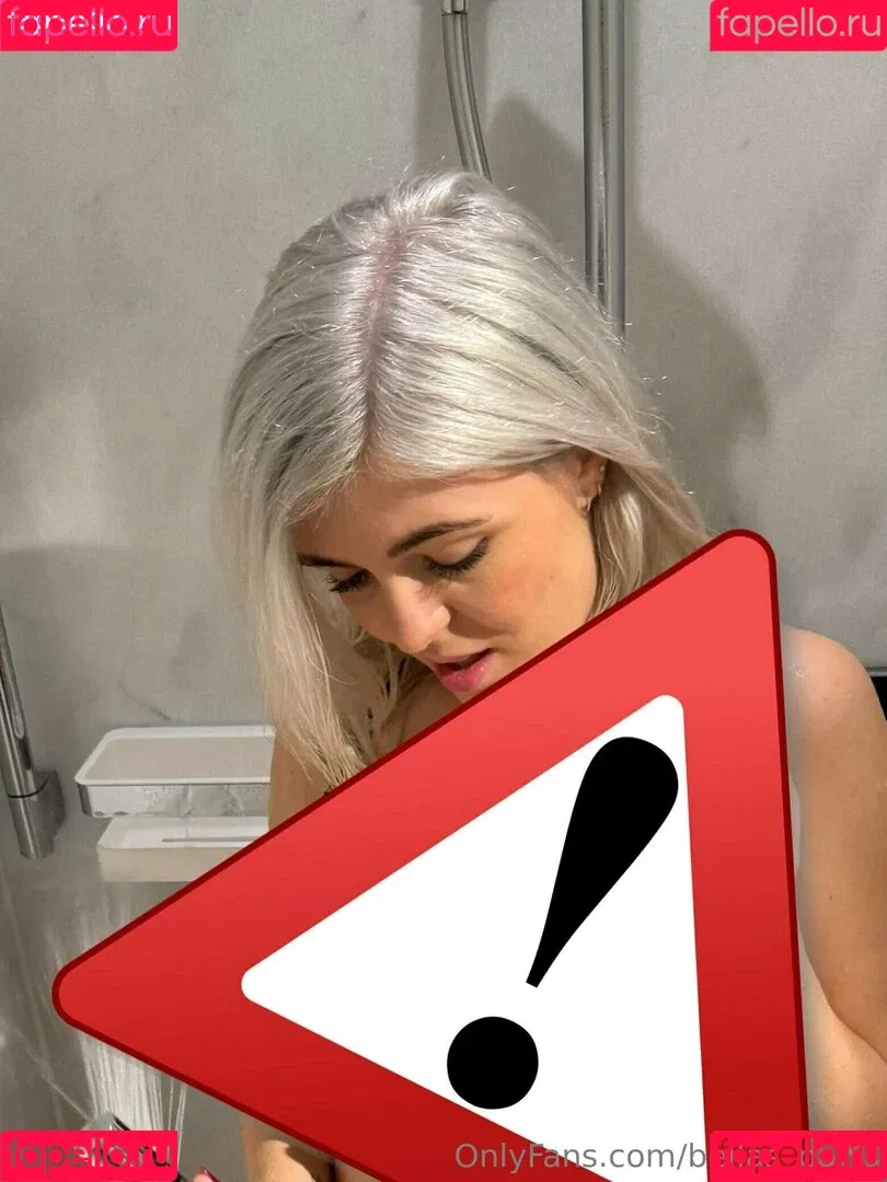 bellas__links / bellas_paws Onlyfans Photo Gallery 