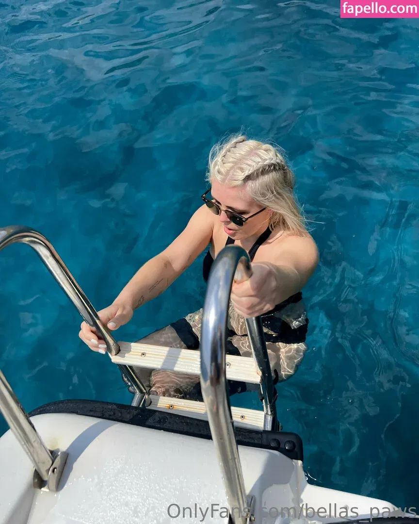 bellas__links / bellas_paws Onlyfans Photo Gallery 