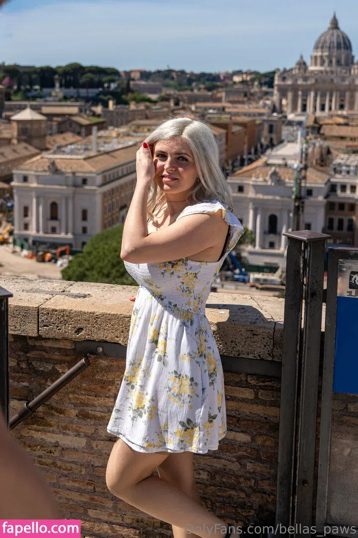 bellas__links / bellas_paws Onlyfans Photo Gallery 