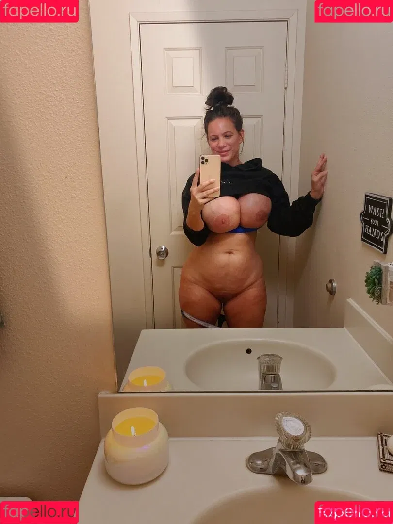 Brittany Elizabeth Welsh / brittanyelizabethxoxo / thebrittanyxoxo Onlyfans Photo Gallery 