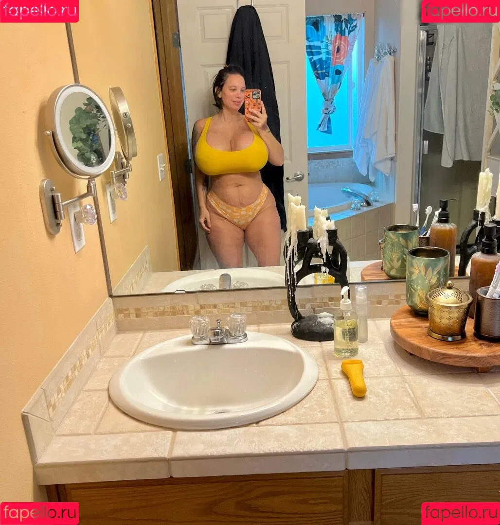 Brittany Elizabeth Welsh / brittanyelizabethxoxo / thebrittanyxoxo Onlyfans Photo Gallery 